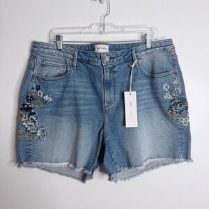 NWT Driftwood Lulu Floral Embroidered Shorts 5.5” Size 18 Boho Romantic Festival